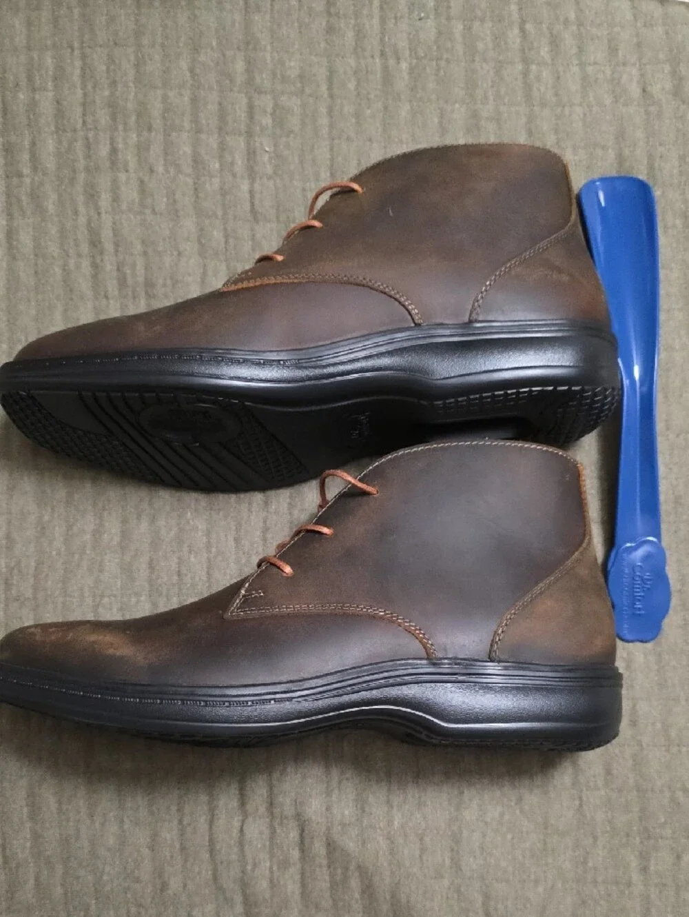 Men’s Dark Brown Leather Chukka Boots